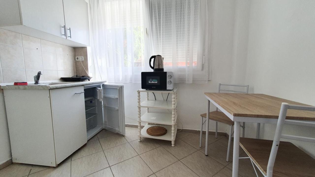 Villa Napsugar Balatonlelle Luaran gambar